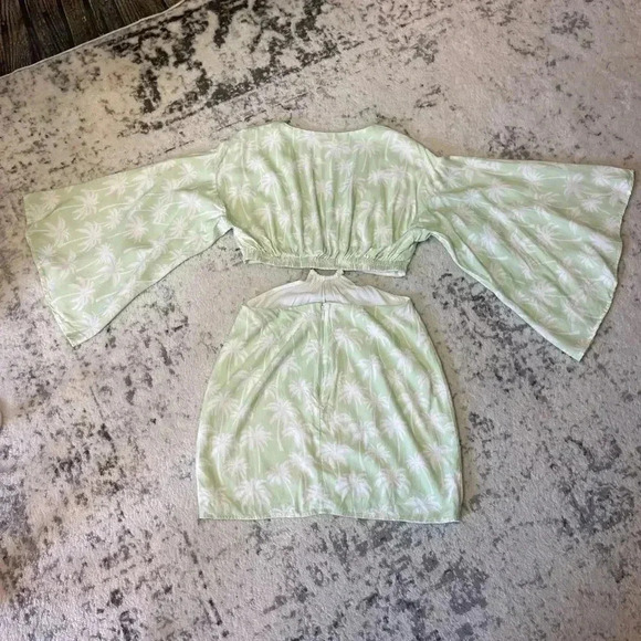 Lovers + Friends S Maysa Kimono Dress Palm Tree Print Green White Rayon Lined Sm - Picture 9 of 10